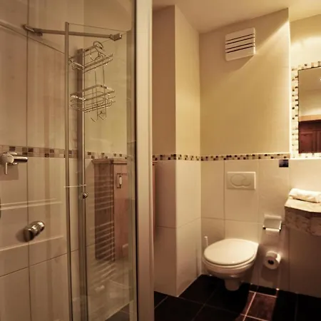 ホテル Fischerwirt Am アーヘンキルヒ